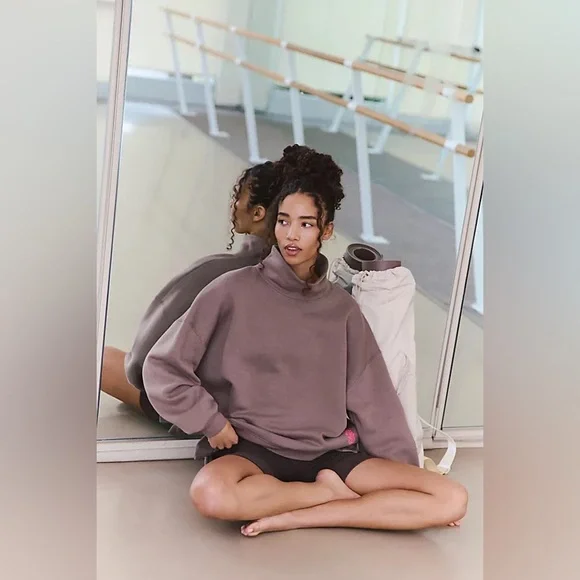 Free People Movement Slouchy Oversized Turtleneck Pullover Sweater Brown NEW - Picture 13 of 13